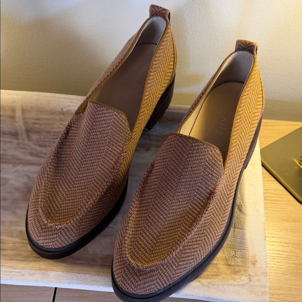 NEW Rothy's Tan Teak Herringbone Loafers Size 9